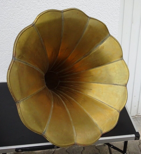 Großer alter grammophon - alter,